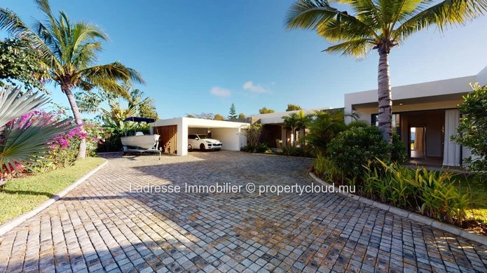 Prestigieuse villa à vendre à Azuri, Roches Noires