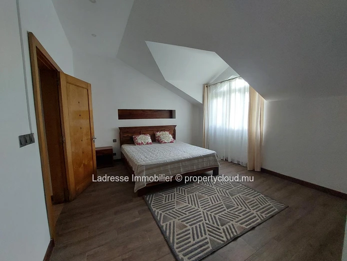 Duplex for rent in Floreal