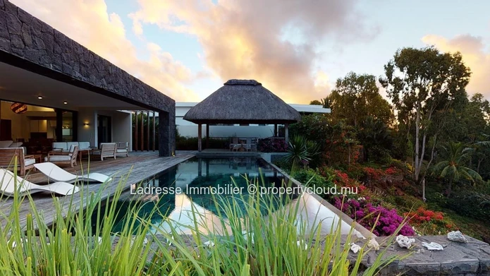 Prestigieuse villa à vendre à Azuri, Roches Noires