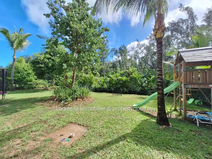 Appartement modern à vendre situé dans un lotissement securisé
