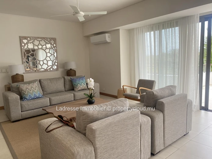 Magnifique penthouse à vendre au coeur du prestigieux domaine résidentiel de Mont Choisy 