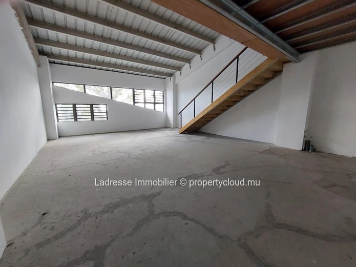 Office space for rent in Floreal