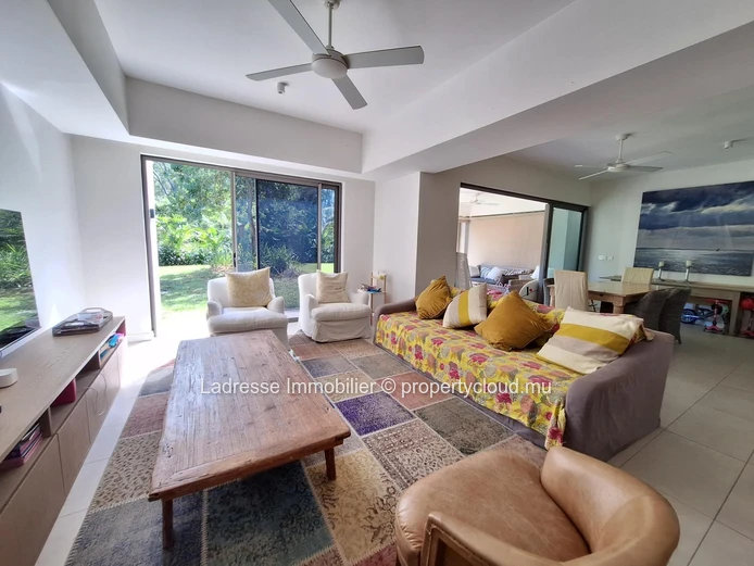 Appartement modern à vendre situé dans un lotissement securisé