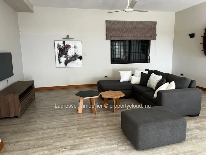 Exceptional 4-bedroom property in a prime location of Foret Daruty. 